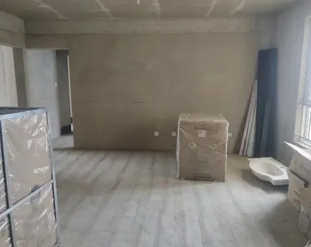 长兴园二区3室2厅1卫毛坯