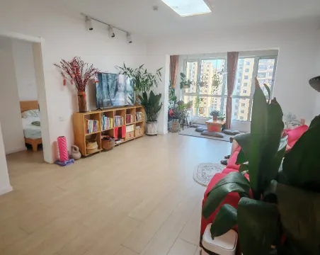 铂悦府3室2厅1卫精装