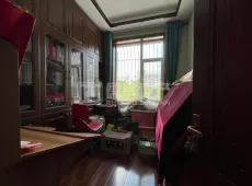 临县|安居小区4室2厅2卫出售|买房租房佣金全返