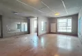 户型好，纯毛坯，随意装修。1