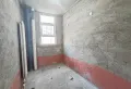 户型好，纯毛坯，随意装修。3