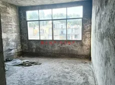 开阳县|白沙井小区4室2厅1卫出售