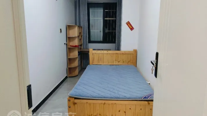 整体城镇化精装两室两厅家具家电全送环境整洁九中九小看中议