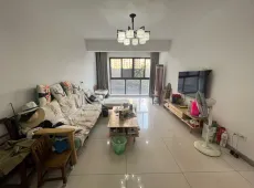 翠屏区|远达都市峰景3室2厅2卫出售|买房租房佣金全返