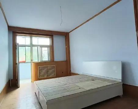 建委楼4室2厅2卫普通