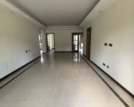 中梁壹号院4室2厅2卫朝南北精装