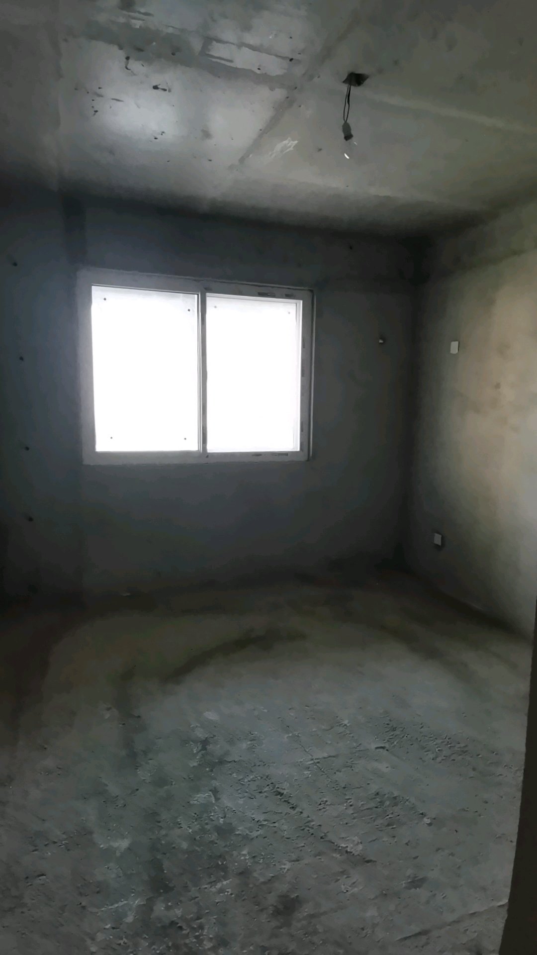 临渭区临渭毛坯1室1厅1卫二手房出售1