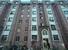 郊区|三合小区1室1厅1卫出售