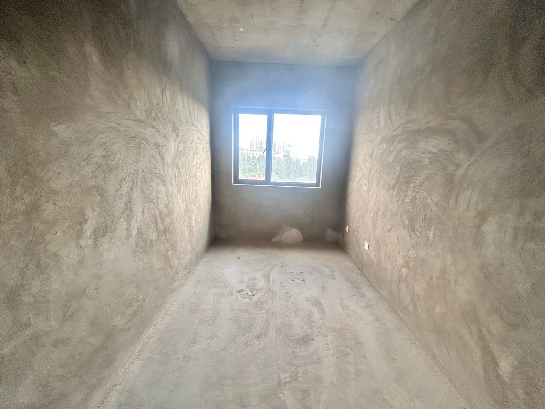 麒麟区城中毛坯4室2厅2卫二手房出售8