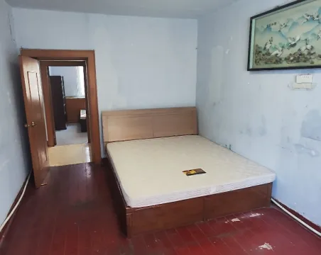 八中附近2室1厅1卫朝南北毛坯