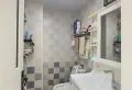 小高层的中间楼层，精装两室。2
