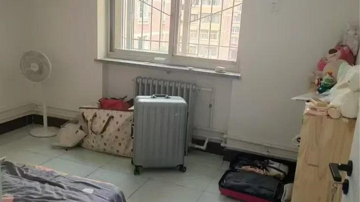 2室1厅1卫1阳台75㎡,阔绰客厅,超大阳台
