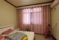310对面自建房，一楼、二楼、四楼三层，242平6