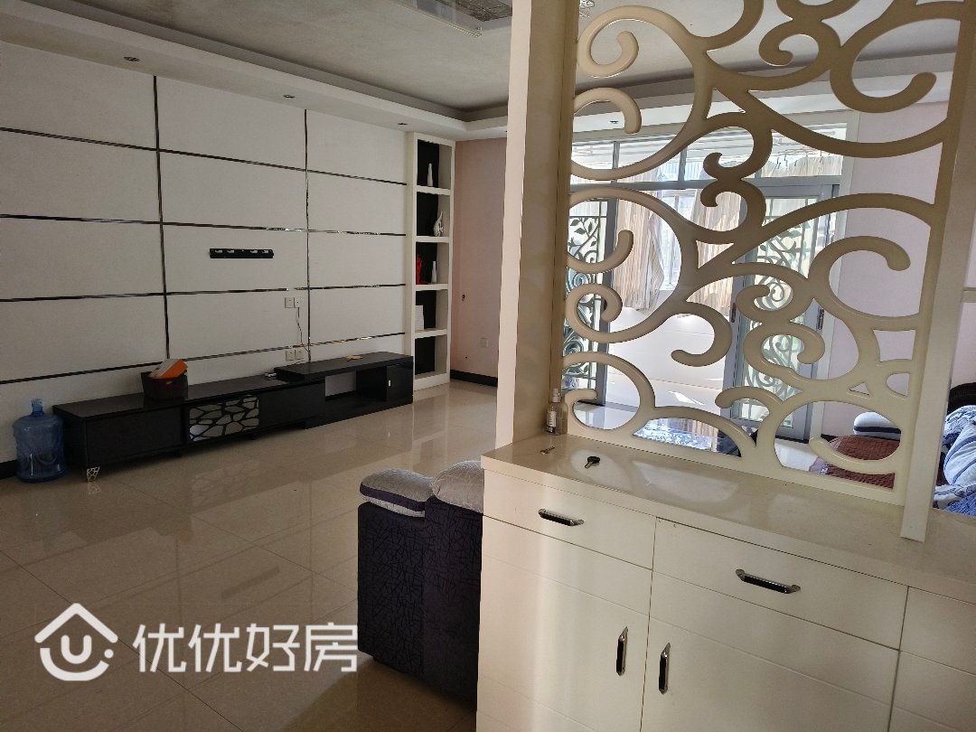 福州城大三房，家具家电齐全，拎包入住交通方便-福州城二手房价