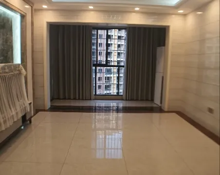 诚翔雍江商城3室2厅2卫朝北精装