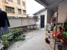罗山县|化肥厂家属院2室1厅1卫出售