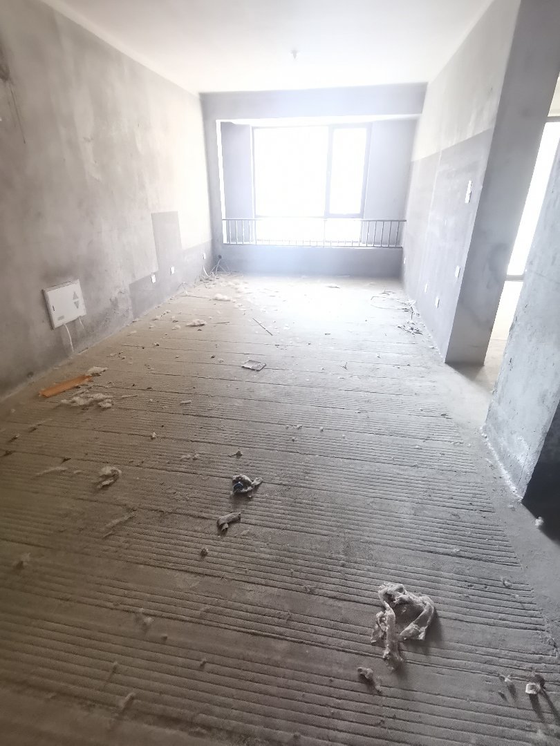 同昇玫瑰庄园,河西同昇玫瑰庄园毛坯3室2厅1卫2阳台出售 送超大阳台2