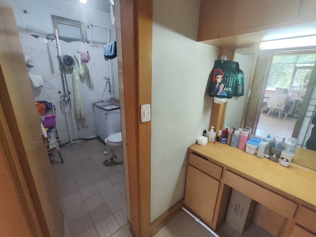 自己打电话问一下吧，-长兴小区二手房价