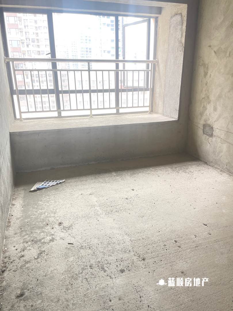 右江区右江毛坯5室2厅2卫二手房出售6