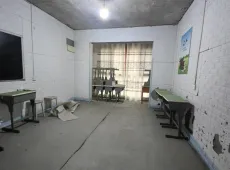 万源市|紫金华庭3室2厅1卫出租
