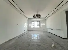 孝南区|华隆公馆4室2厅2卫出售