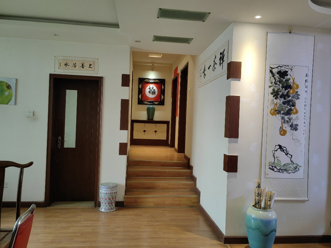 红日文景苑西区,红日文景苑西区157㎡3室2厅2卫1阳台普通，业主急售4