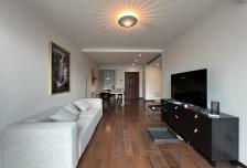 华贸公寓看尊 朝西 看房预约