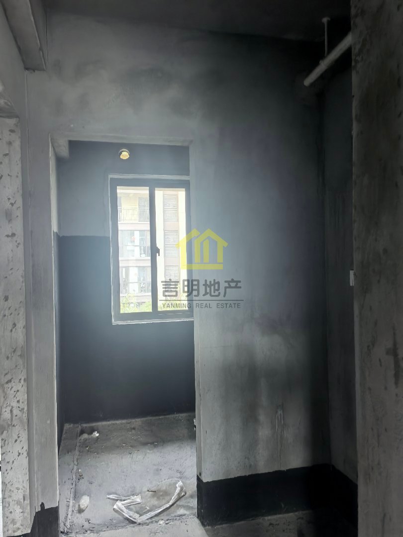 兰庭雅苑,洋房好楼层边户，业主急卖多推推9