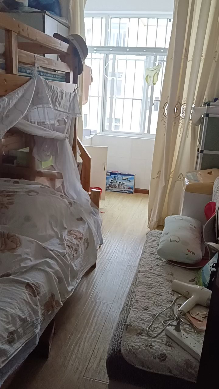 麒麟区北片区精装4室2厅2卫二手房出售1