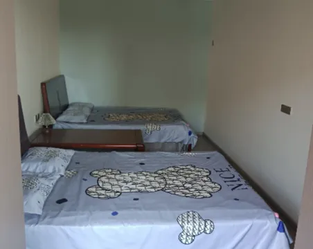 嘉兴家园4室1厅1卫精装