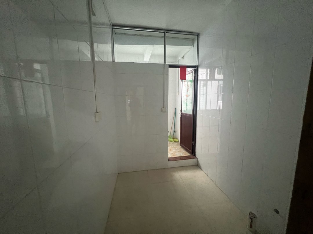 玉州区城中普通5室3厅3卫二手房出售9