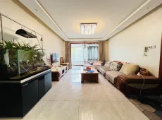 伊宁市|上海城碧溪湾4室2厅2卫出售