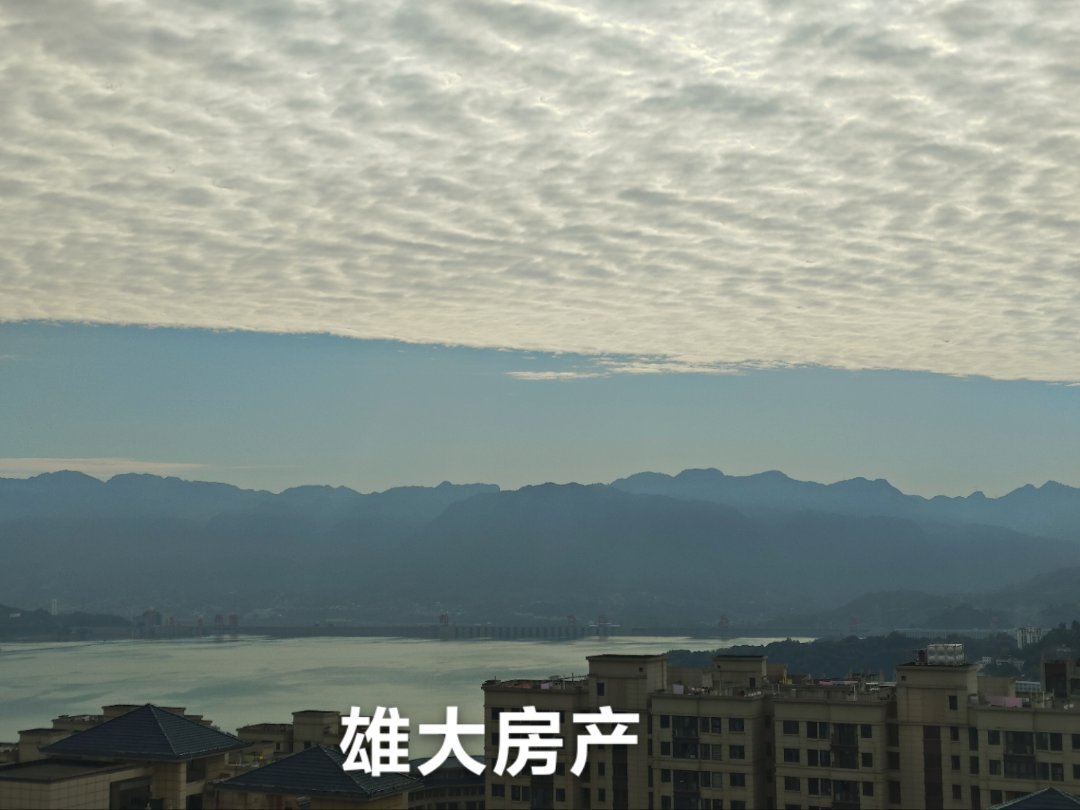 江景 三书包大三房东边户 九成新-江山景秀二手房价