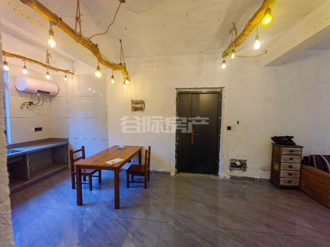锦绣三门二期二室一卫，简单装修-锦绣三门二手房价