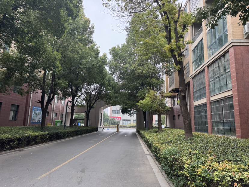 恒润阳光城,恒润阳光城109.53㎡3室2厅1卫1阳台精装南8