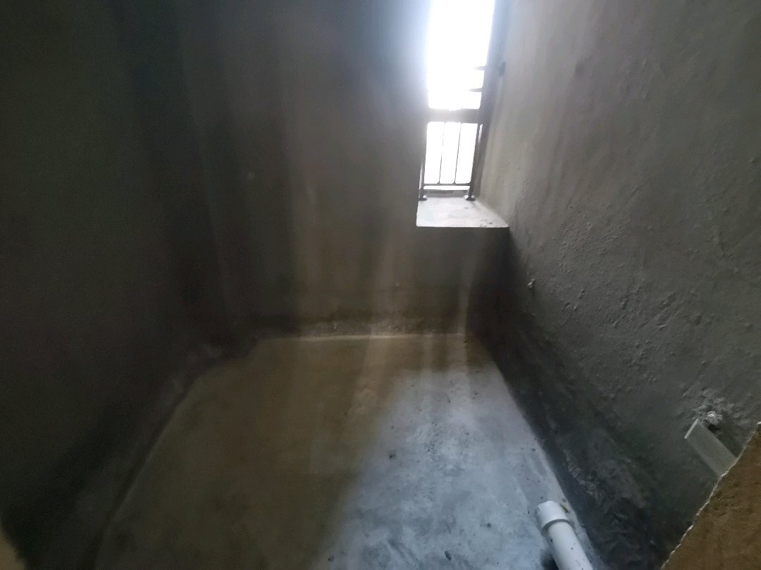 麒麟区西片区毛坯4室2厅2卫二手房出售10