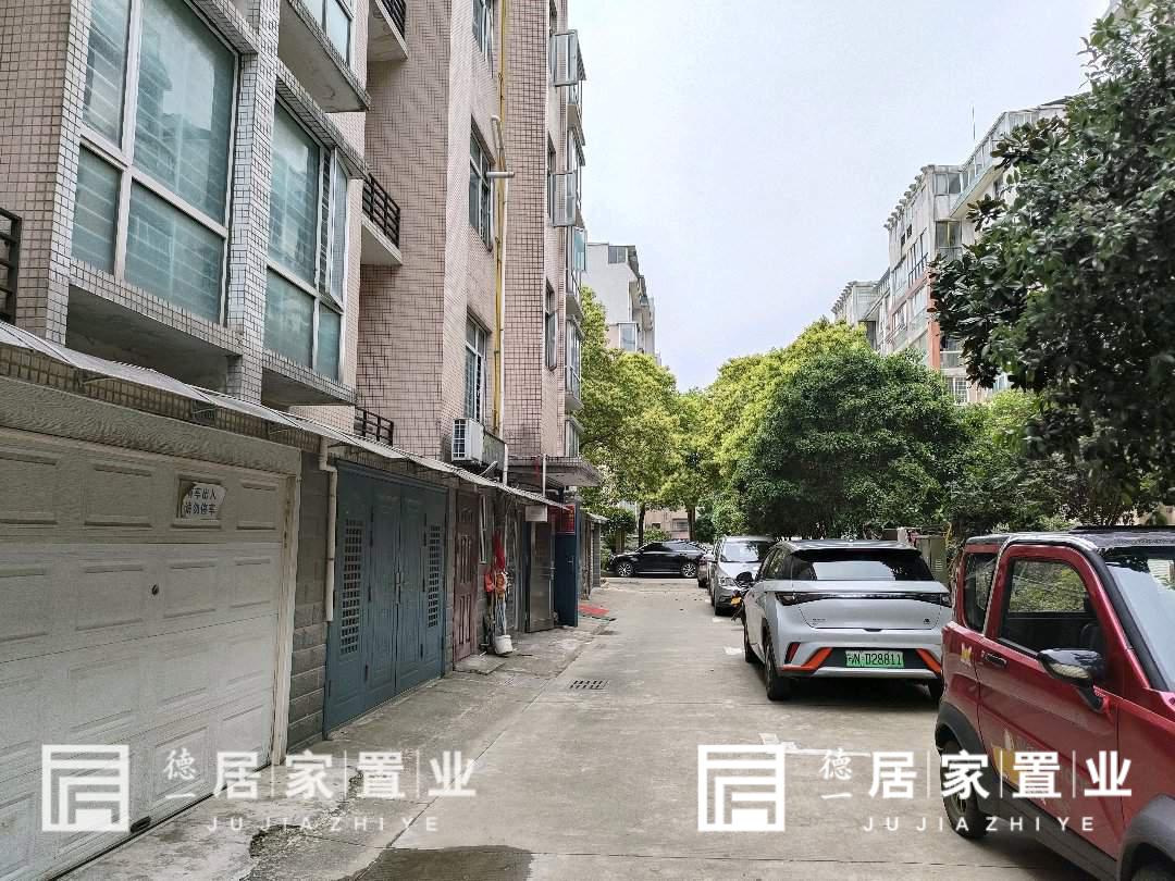 潜江市城南毛坯2室2厅1卫二手房出售11