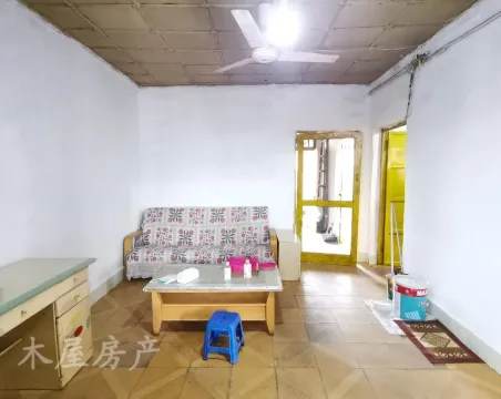 东兴寺2室2厅1卫精装