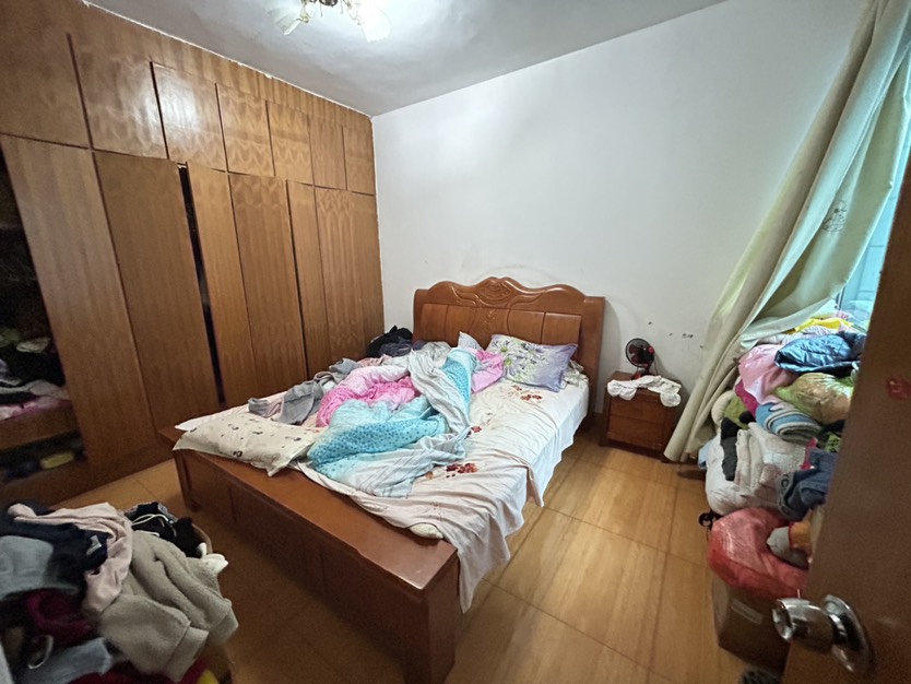 沙河小区11号楼,楼层不高，出行方便，关门卖7