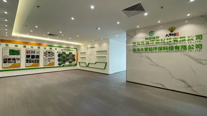 精装南向 百分之95使用率 4个房间+独立卫生间 敦煌大厦