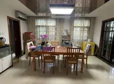 宝应县|君豪华府6室3厅3卫出售