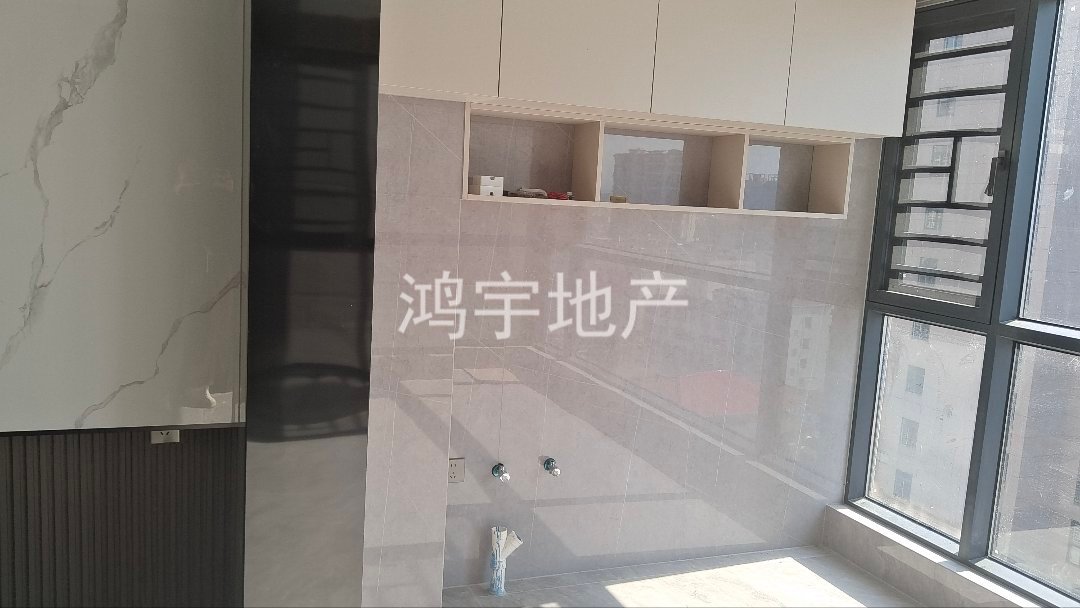 山水国际,山水国际三房精装修未入住，房东外面置业！随时看房9