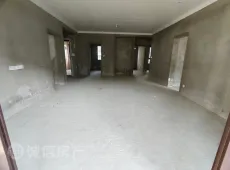 埇桥区|绿地春晖4室2厅2卫出售