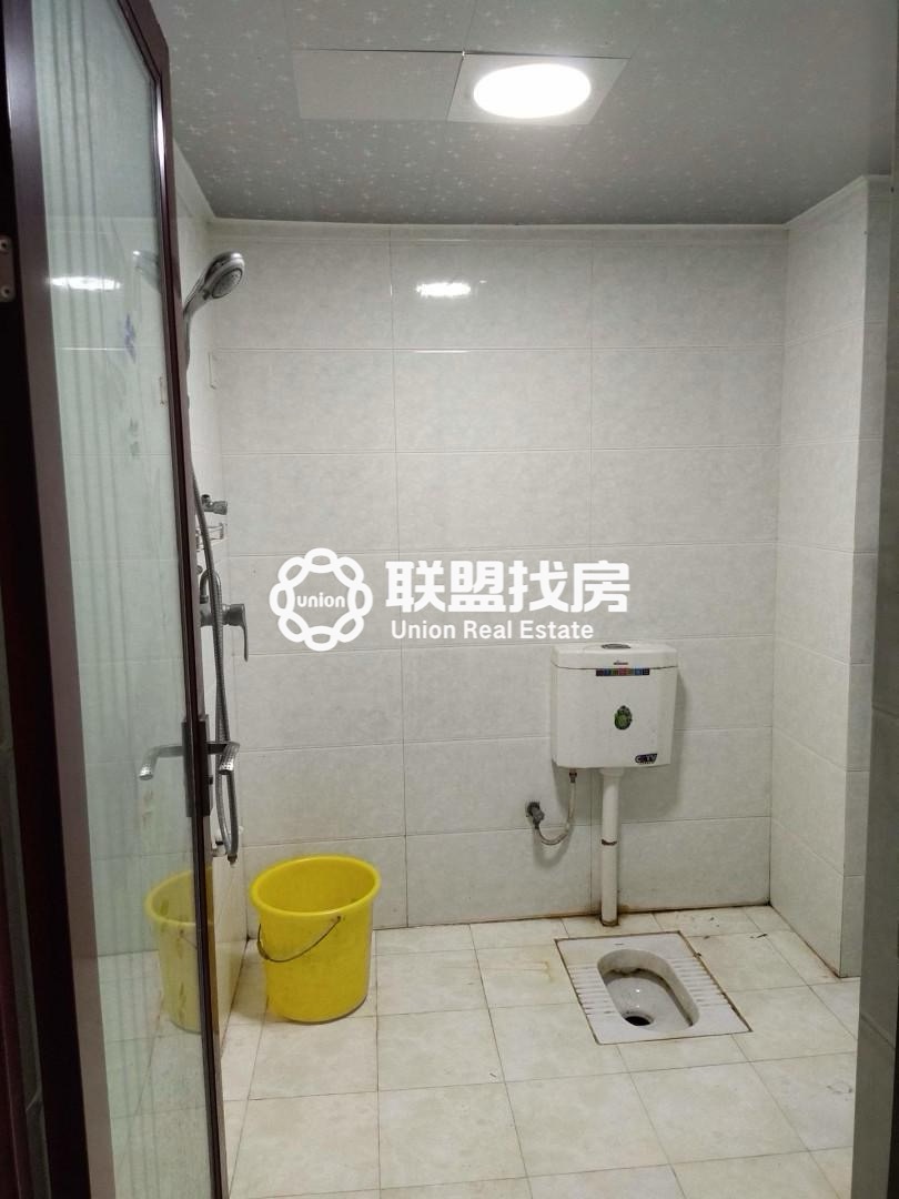 地王大厦,地王大厦2房1厅，配套齐全，干净整洁，拎包入住7