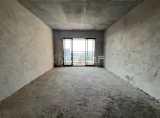 容县|万盛华府4室2厅2卫出售