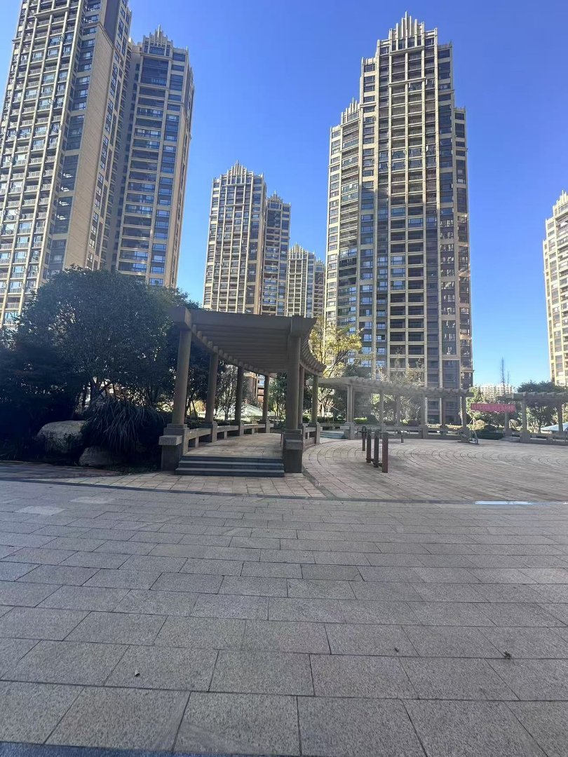 麒麟区南片区毛坯3室2厅2卫二手房出售12