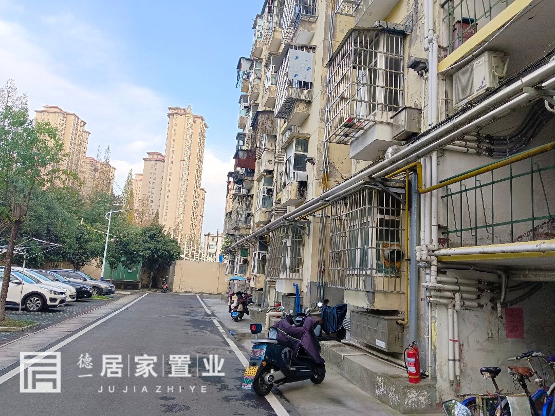 潜江市城北精装2室1厅1卫二手房出售12