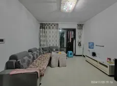 金阳新区|中铁逸都A区4室2厅2卫出售