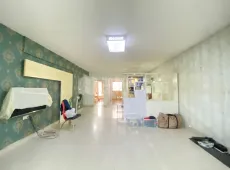 南昌县|平安象湖风情3室2厅2卫出售