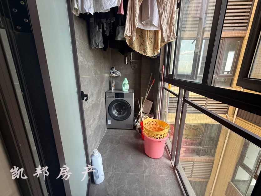 百矿锦绣华府,百矿锦绣华府周边配套完善，精装 有钥匙带您看12